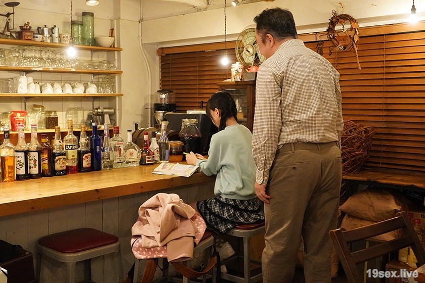 342PIYO-142 被逼到墙角深喉深喉无处可逃Kiwami-视频截图-5