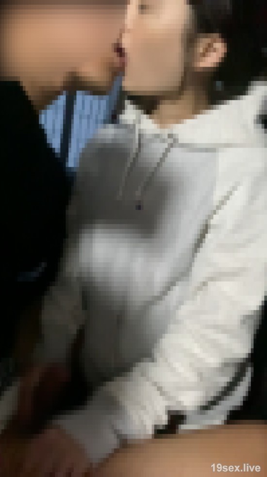 fc2-ppv 1649597 【个人拍摄】大量射精干净的女大学生车内口交深吻（三木第3次）-视频截图-3