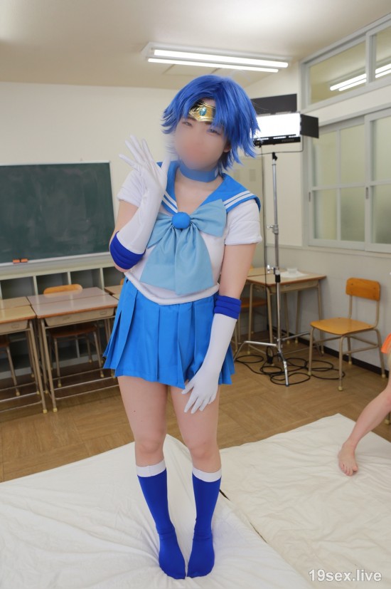 fc2-ppv 1848004 【美少女战士与大狂欢】6P代替月亮！在梦境中处女君的公鸡的惩罚 多次口交原始马鞍馅饼 Anicos Harlem {-视频截图-1