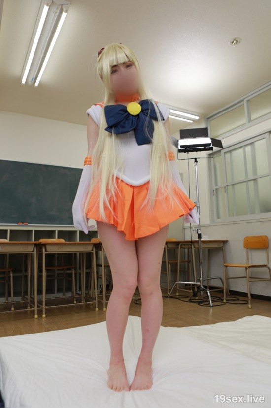 fc2-ppv 1848004 【美少女战士与大狂欢】6P代替月亮！在梦境中处女君的公鸡的惩罚 多次口交原始马鞍馅饼 Anicos Harlem {-视频截图-2