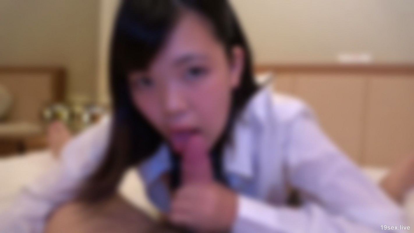 fc2-ppv 2876193 【*早删】刚入学的少女太危险了。一张可爱的脸庞，纤细的G罩杯巨大的乳房和即使在成长也似乎被吸入的纯净眼睛。这是第一次体验大量的阴道射精，表情痛苦。 {-视频截图-3