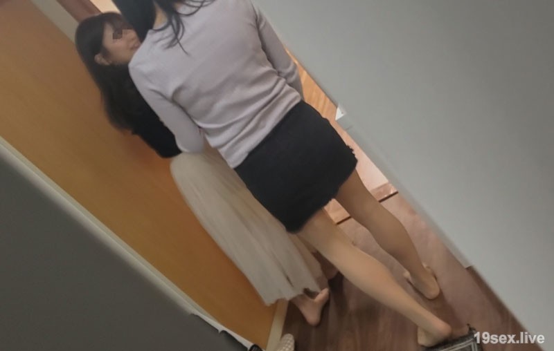 fc2-ppv 3300466 【个人】友情中最大的背叛。抓个妈妈朋友...最后给制裁 {-视频截图-1