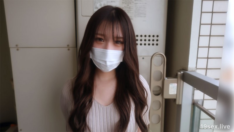 fc2-ppv 3556286 超凡脱俗的美丽！ ！ 18岁3个月了！ ！我人生中第一次阴道射精，白皙丝滑的皮肤，美丽的身体**！ ！主要部分登场，完成首次拍摄！ 《个人射击》个人射击原创第364人{-视频截图-2