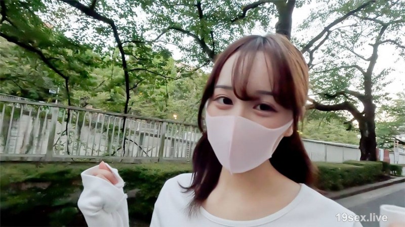 fc2-ppv 4559140 FC2的最高水平，真正的艺人，电影领先的女演员，主演的舞台，很多时候，跑道模特首次亮相，超大的街角视觉CM，第461人的拍摄，个人拍摄原创作品{-视频截图-4