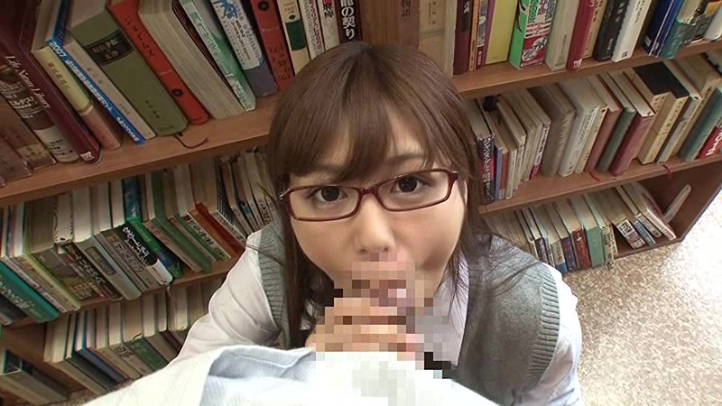 AP-162 穿超短裙的女学生毕竟是个荡妇！ ？-视频截图-7