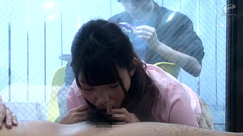 DVDMS-014 男女通用监控AV 我最爱的男朋友在魔镜的另一边！在只有两个人的封闭房间里，业余女大学生用10万日元阴道射精SEX向担心自己是处女的男友朋友发起挑战！我对我渴望的朋友卡诺感到兴奋，虽然我认为我不应该有鸡巴......-视频截图-10