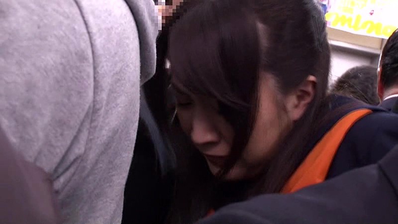 NHDTA-757 Panzubo 性骚扰者在一大群人中通过从她的内裤侧面摩擦她的阴部来射精 2-视频截图-10