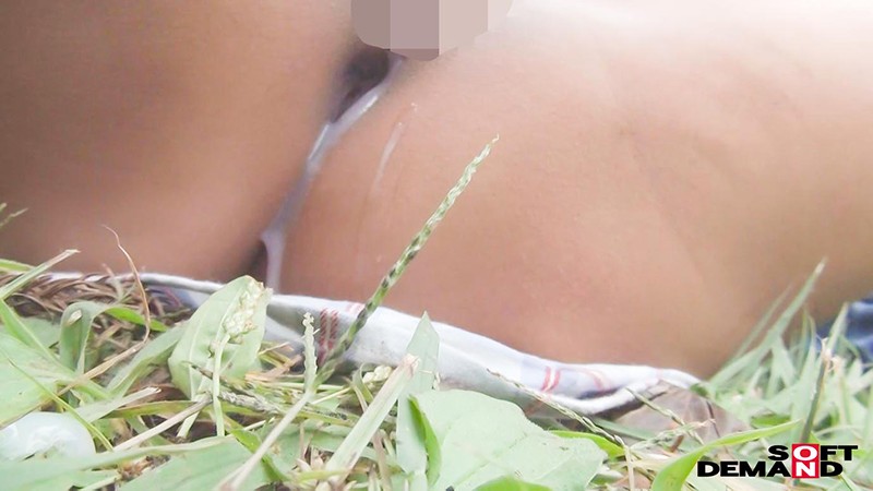 NTTR-040 连续拥有者 HYOUI 的微薄记录。被森林里逃跑的女大学生附身，却被强奸魔追赶，地位颠倒版结月爱莎-视频截图-11