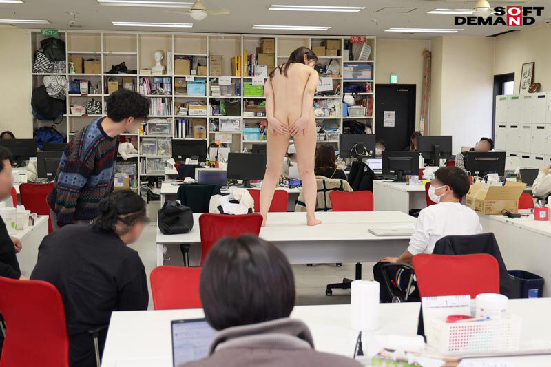 SDJS-318 萨克克（Satake）是一名女性草皮员工，在她的第二年工作中负责服装。这是她的第一次AV露面！呢之后，我立即成为一个裸体的人。Satake Natsuho-视频截图-4