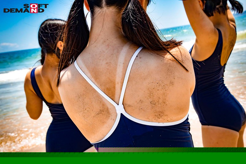 SDMM-077 魔镜一号37度的暑假！在海里游泳的皮肤黝黑的美少女与陌生人调皮混浴！她成长的身体被无情地抚摸和性交...... 6 脸红第一次高潮-视频截图-2