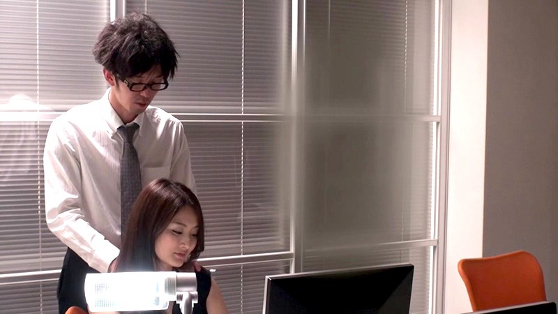 SSR-020 某台美女播音员忙到没时间和新来的男员工消解性欲！ ！-视频截图-10