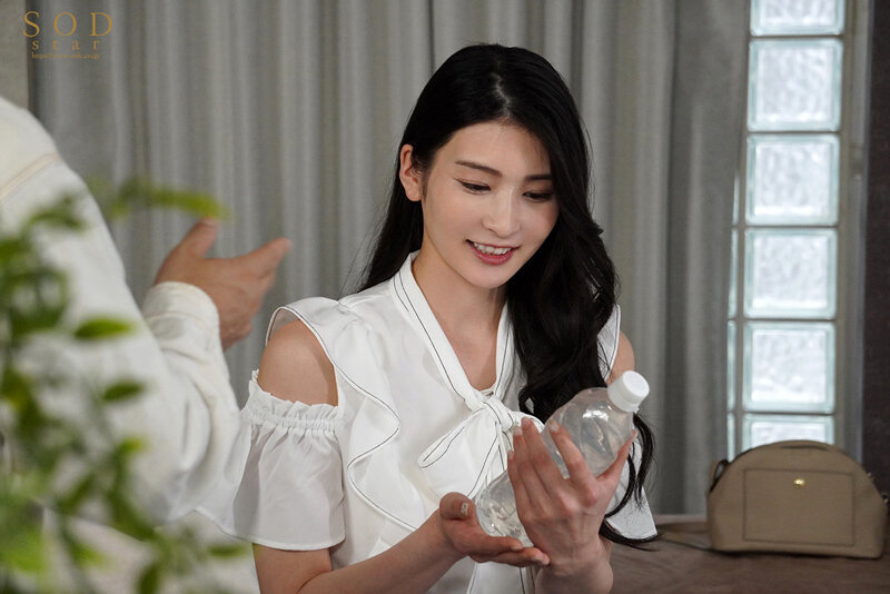 STARS-708 立即鞍立即撒尿！突击追踪尿失禁活塞！ ！突然的圣水小便小便耐力日期本庄铃-视频截图-12