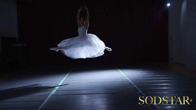 START-324 新的芭蕾舞演员性主导的NTR。录制的镜头是一个原始女孩的柔软，坚硬，面向芭蕾舞的视频，其中一张老罪人公鸡尖叫着尖叫着高潮。长子爱-视频截图-1