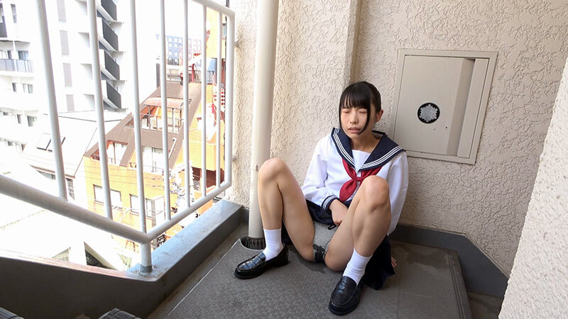 GUN-895 不恰当的假装撒尿 Nana Kisaki-视频截图-11