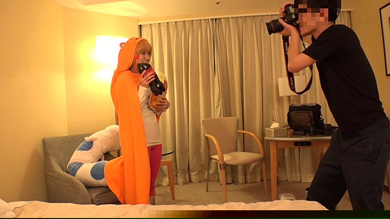 AYM-001 Cosplayer 个人射击 x 惊人的面部射击-视频截图-5