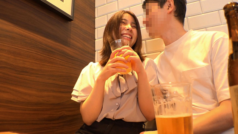 JKSR-577 小姐，要不要陪我喝一杯？试过让已婚女人喝酒，精液麻柯也处于醉酒状态！ 4 名已婚女性想要鸡巴并原谅裸体性行为 我试着在东京街头搭讪已婚女性 3-视频截图-3