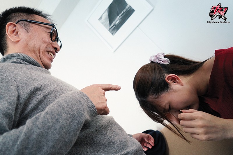 DASD-824 Akari Miya 中的附身叔叔接管了一个皮肤白皙的苗条女孩，并与男友发生性关系。-视频截图-5