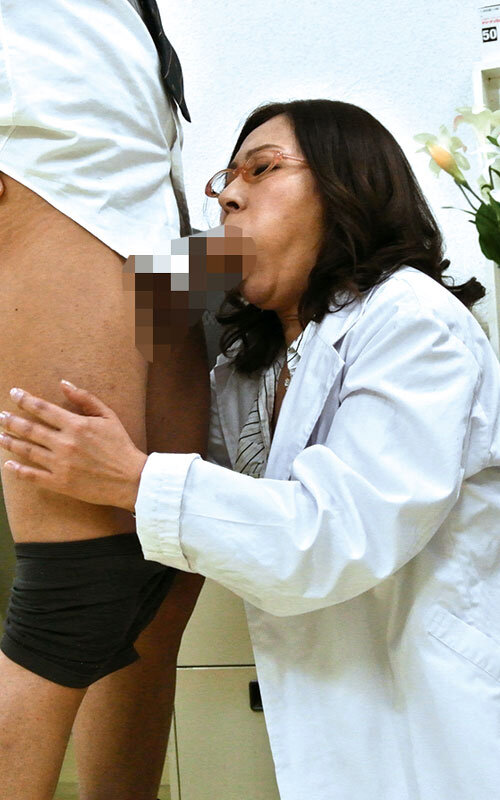 ERDM-158 一个年轻的男学生被摩擦和性交，释放精液！一个成熟的老师的无辜性指导文件4小时-视频截图-14