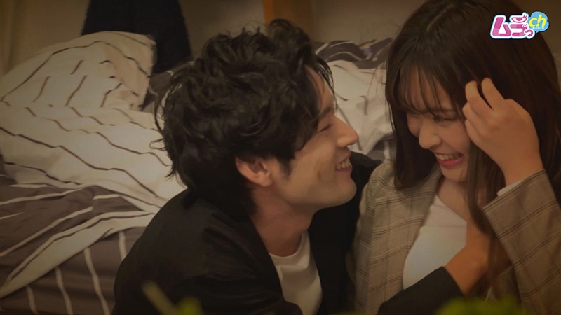 GRMR-021 人类观察与男友打架后有点离家出走的女人与刚认识的男人第一次出轨-视频截图-1