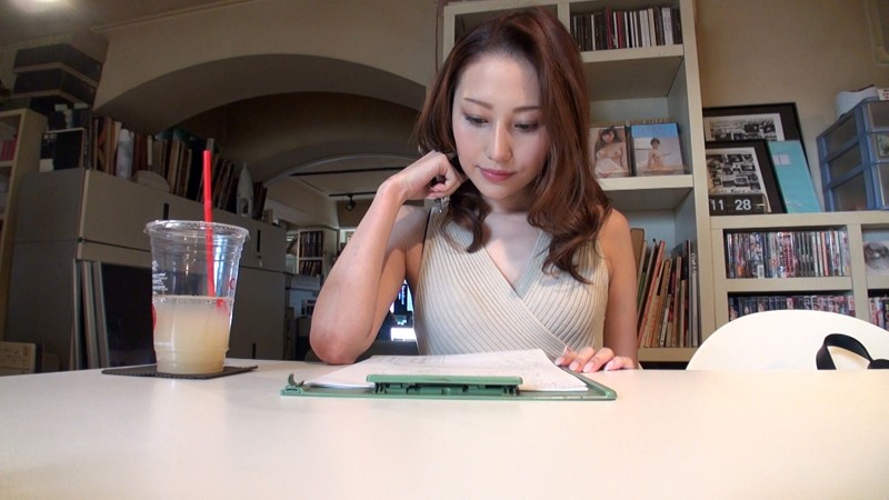 HMNF-061 路过AV女优15妓神秘处女版-视频截图-3