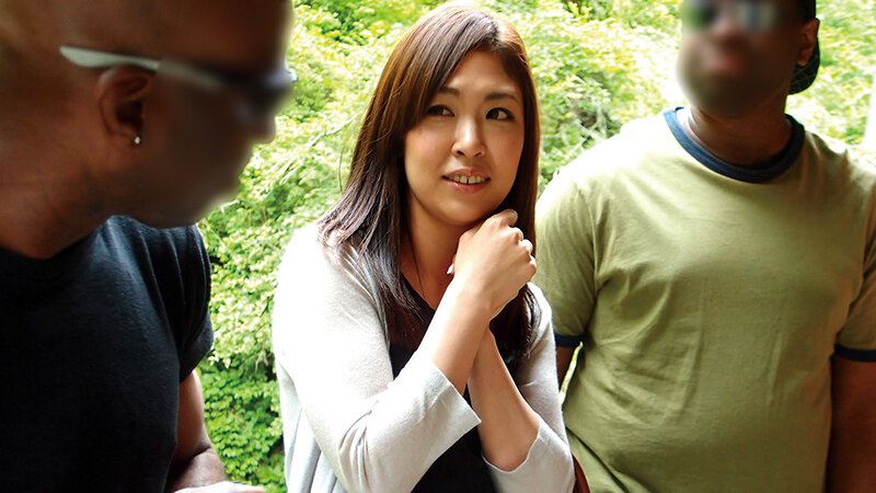 MBMA-078 “我想毕竟这很大”“也许你有点兴趣”一个被黑人捡起的成熟女人对她的大家伙非常感兴趣。她的公鸡比您想象的要深，像她疯了。 12个业余成熟的女性，她与黑鸡巴高潮4小时SP4-视频截图-15