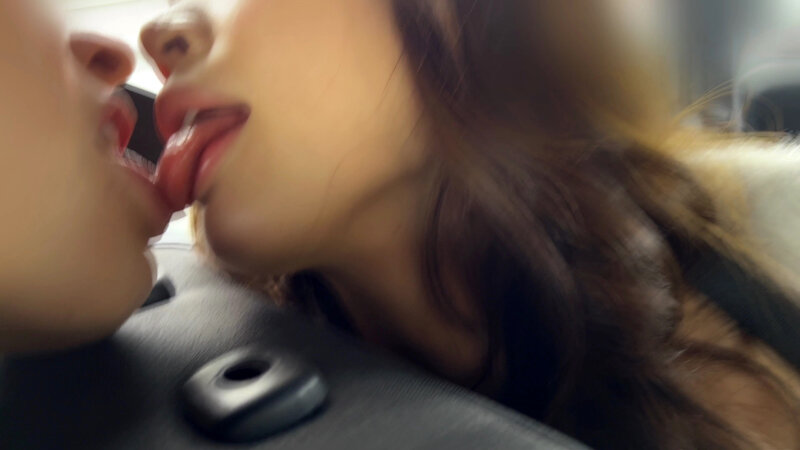 SORA-603 艾亚（Aya），当她在偏远的双bi上时，她陷入了舌头之吻，在她的内部喷出，正在抽搐。在户外约会，她用摇晃的奶油性爱亲吻偏远的双性恋。 konaumi aya-视频截图-2